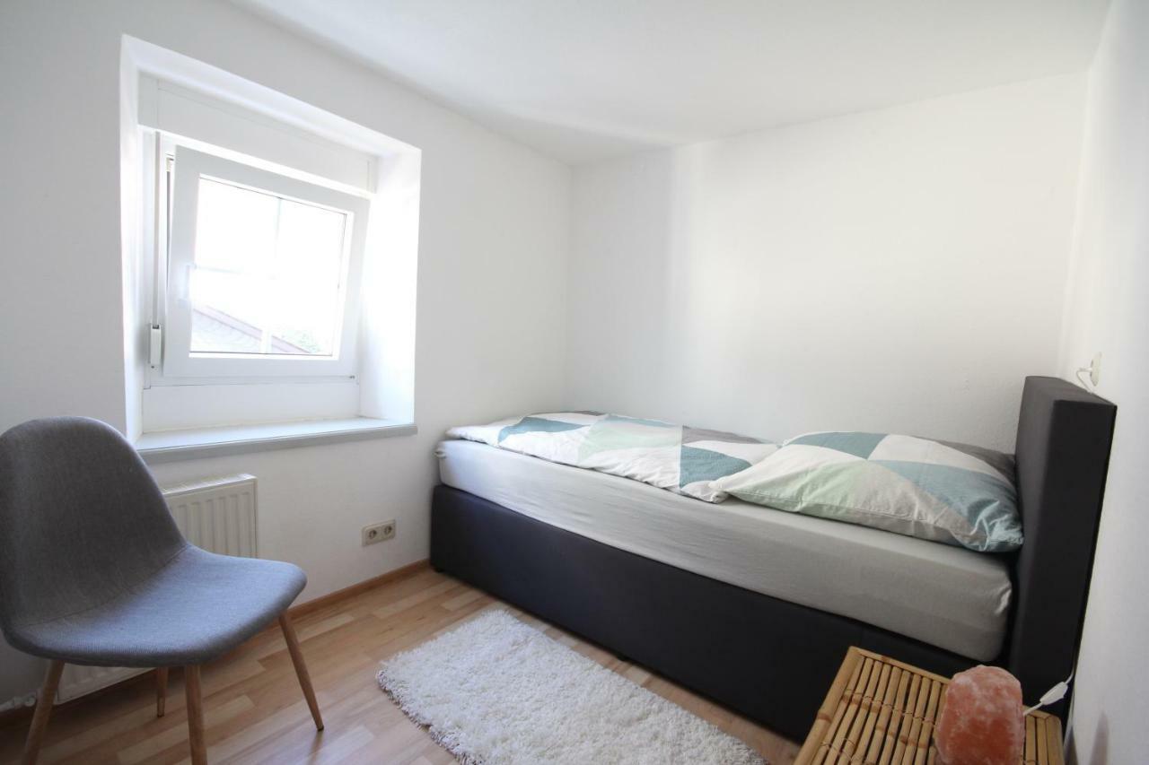 Ferienwohnung Ehlen Im Alten Winzerhaus Zeltingen-Rachtig Exteriör bild